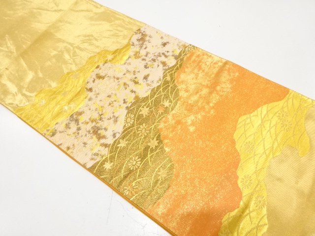 引箔　道長取りに芝草・菊・楓模様織り出し　袋帯